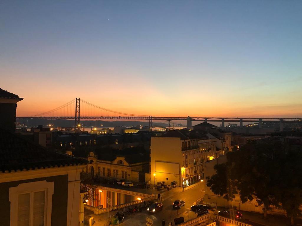 Magnificent Lisbon Apartment By Lovelystay Ngoại thất bức ảnh